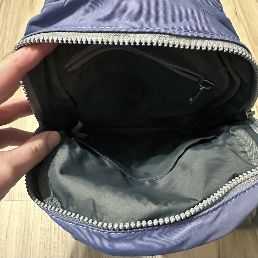 ORI London Willesden Sling Bag - Picture 2 of 6